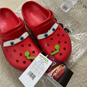 NEW Cars X Crocs “Lightning McQueen” (Adult)